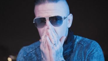 Bezczel propsuje Karę: „Od teraz nie jestem sam”