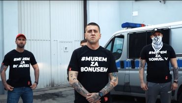 Dlaczego Bedoes i Białas spóźnili się ze swoimi szesnastkami? SBM Label odpowiada