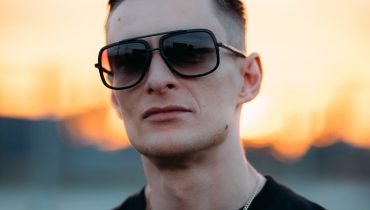 Sir Mich i Kali łączą siły