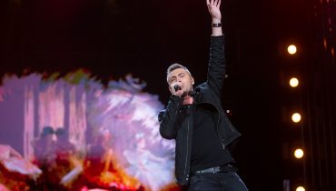 Nowy singiel i teledysk Kamila Bednarka. Artysta sfinansował produkcję ze środków otrzymanych od państwa