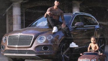 Damian Lillard świętuje awans Portland do play-offów nową epką