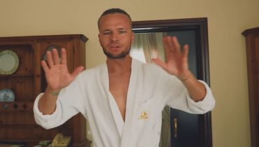 „Robimy bity pod palmą w posiadłości za 1,5 miliona złotych”