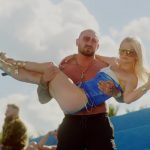 Margaret: „Staję na chwile, zwijam bletkę. W pętli Skepta Shutdown”