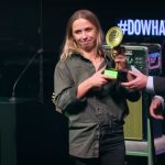Córka Borixona odbiera statuetkę Popkillera za chillwagon