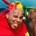 Tekashi ucieka przed fanami w asyście ochroniarzy