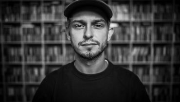 Vito Bambino ma rady dla „panów od rapu”: „Mniej wtyczek na wokalu, więcej linijek”