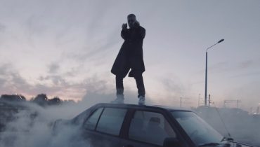 Beteo: „Widok blok, 27 i czwarte piętro, parę razy kusił skok”