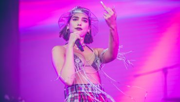 Wypadek na koncercie Dua Lipy. Fan ma siedem szwów i domaga się odszkodowania