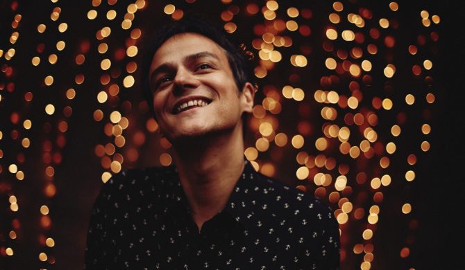 Jamie Cullum włącza świąteczne lampki
