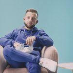 Jesteś artystą czy produktem? Mr. Polska odpowiada w nowej odsłonie Rap & Cognac marki Hennessy