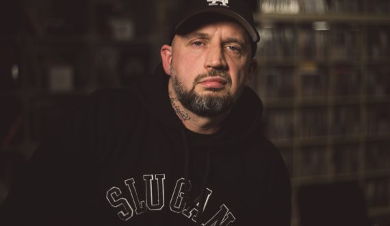 Peja nasmarowany oliwką na planie klipu. „Tak się robiło rap”