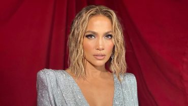 JLO zupełnie naga na okładce swojego nowe singla