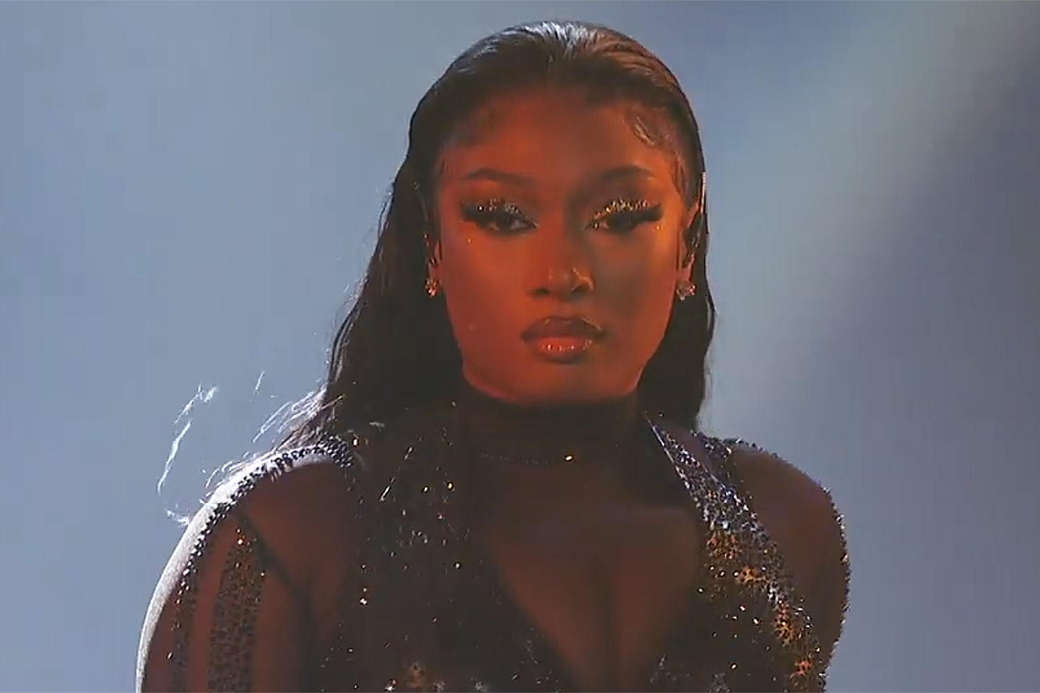 Body песня. Megan Thee Stallion American Music Awards 2021. American Music Awards Megan Thee Stallion. Megan the Stallion body Song. Megan Thee Stallion body клип Ultra HD 1080.