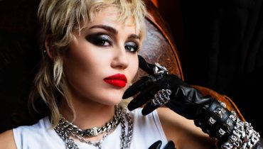 Miley Cyrus zdradza, jak bezpiecznie uprawia seks w dobie pandemii