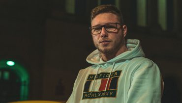 „Amator małolatek, mefedronowy uwodziciel, damski bokser” – Kubańczyk atakuje Kamerzystę