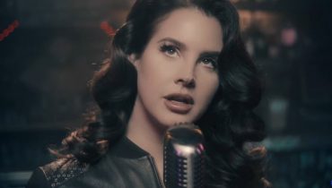 Lana Del Rey z „Let Me Love You Like A Woman” u Fallona