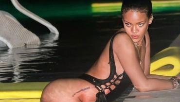 Rihanna kusi fanów w seksownym bikini