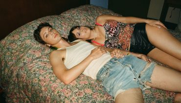 Troye Sivan, Mark Ronson i Kacey Musgraves w nowej wersji „Easy”