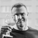 Sarius chwali się wynikami sprzedaży po pierwszej dobie
