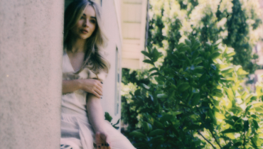 Sabrina Carpenter odnosi się do miłosnego trójkąta z „drivers license” Olivii Rodrigo