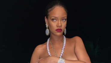 Rihanna obraziła swoim zdjęciem wyznawców hinduizmu