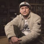 Ero przedstawił pierwszego gościa z nowej płyty