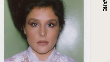 Nowym numerem Jessie Ware ogłasza reedycję świetnego „What’s Your Pleasure”