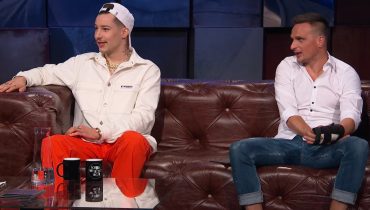 Żabson: „Kiedy już skończę z muzyką, chciałbym robić coś chillowego”. Sławomir Peszko odpowiada: „Zadzwoń do mnie, pochillujemy”
