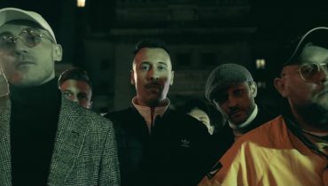 Avi x Louis Villain w otoczeniu „swoich ludzi”