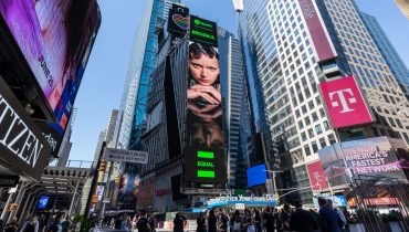 Brodka na ekranie na nowojorskim Times Square