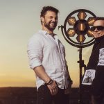 Sadowsky & Grzegorz Wilk łączą siły w singlu “Tylko tyle mi wystarczy”
