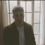Sam Fender z osobistym albumem „Seventeen Going Under”
