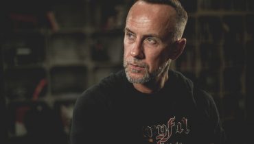 Nergal naśmiewa się z choroby Bruce’a Willisa?