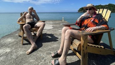 Young Leosia: „To nie jest rozprawa filozoficzna dotykająca tematu przemijającej egzystencji, tylko jamajski vibe w czystej postaci”