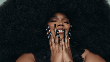 Lizzo i jej nowe „Grrrls”