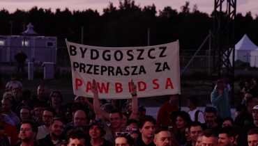 „Tylko jedno w głowie mam – koksu pięć gram” – Pawbeats łączy siły z Cypisem