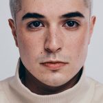 Tony Yoru oddaje „Strzały” – sprawdź w czyim kierunku
