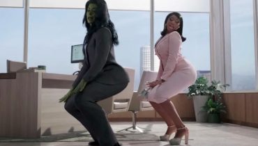 Megan Thee Stallion twerkuje z She-Hulk, swoją nową prawniczką