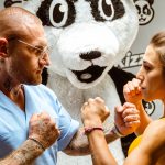 „Było ich pięciu. Było…” – Joanna Jędrzejczyk reklamuje nowy produkt Kizo