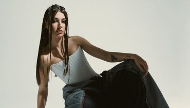 Nita – nowa artystka w Kayaxie