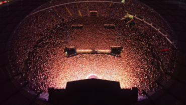 Podsiadło publikuje “Długość dźwięku samotności” ze Stadionu Śląskiego i ogłasza dodatkowy koncert oraz gości
