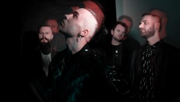 Decadent Fun Club zapowiadają płytę. W ich nowym klipie wystąpił Artur Rawicz