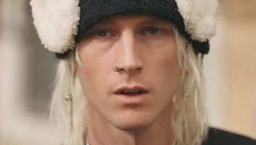 Machine Gun Kelly dissuje Jacka Harlowa