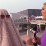 Fanka Taylor Swift w kocu na głowie rozbawiła cały świat