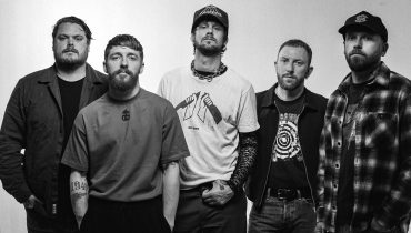 While She Sleeps zapowiadają nowy album tytułowym singlem