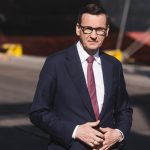 Premier Morawiecki odniósł się do youtube’owej afery o podłożu pedofilskim. Donald Tusk zareagował na jego oświadczenie