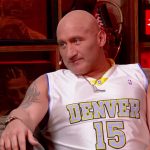 Marcin Najman przyszedł do Kanału Sportowego w fejkowej koszulce Denver Nuggets i śmieszkował ze śmierci 2Paca