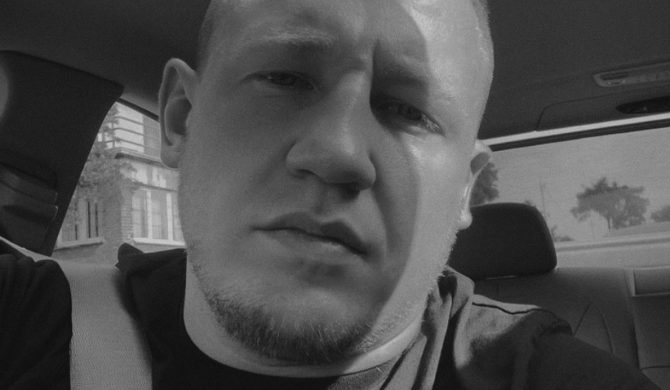 Polski DJ zmarł w wieku 28 lat. Mężczyzna miał odebrać ze szpitala swoją partnerkę i nowo narodzone dziecko