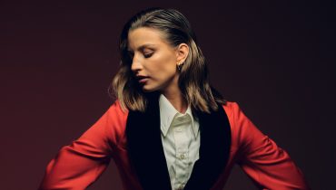 Julia Wieniawa „oszaleje” w nowym singlu MENTA