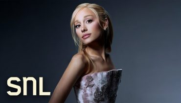 Ariana Grande na scenie „Saturday Night Live”